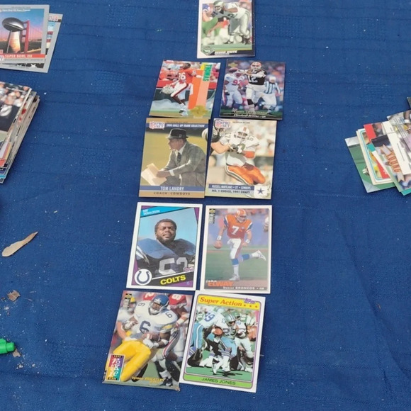 Football Cards - Picture 1 of 4